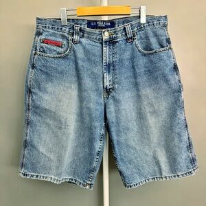 US. POLO ASSN. Vintage Hip Hop Denim Baggy High Rise Jean Shorts. Size 36
